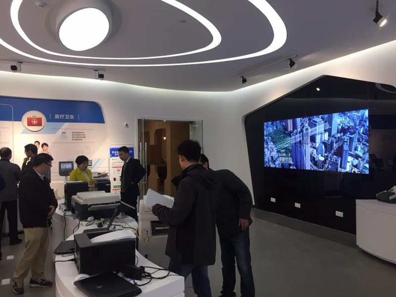 女人与公狍交酡女免费