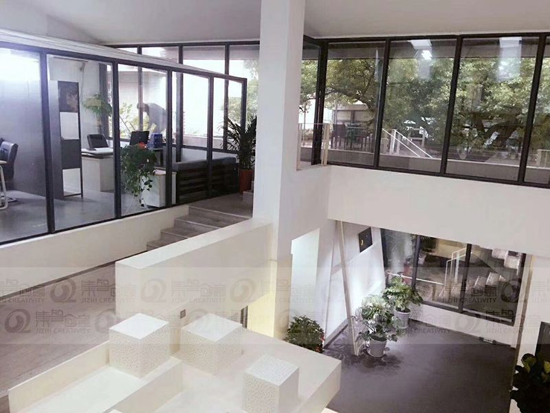 女人与公狍交酡女免费